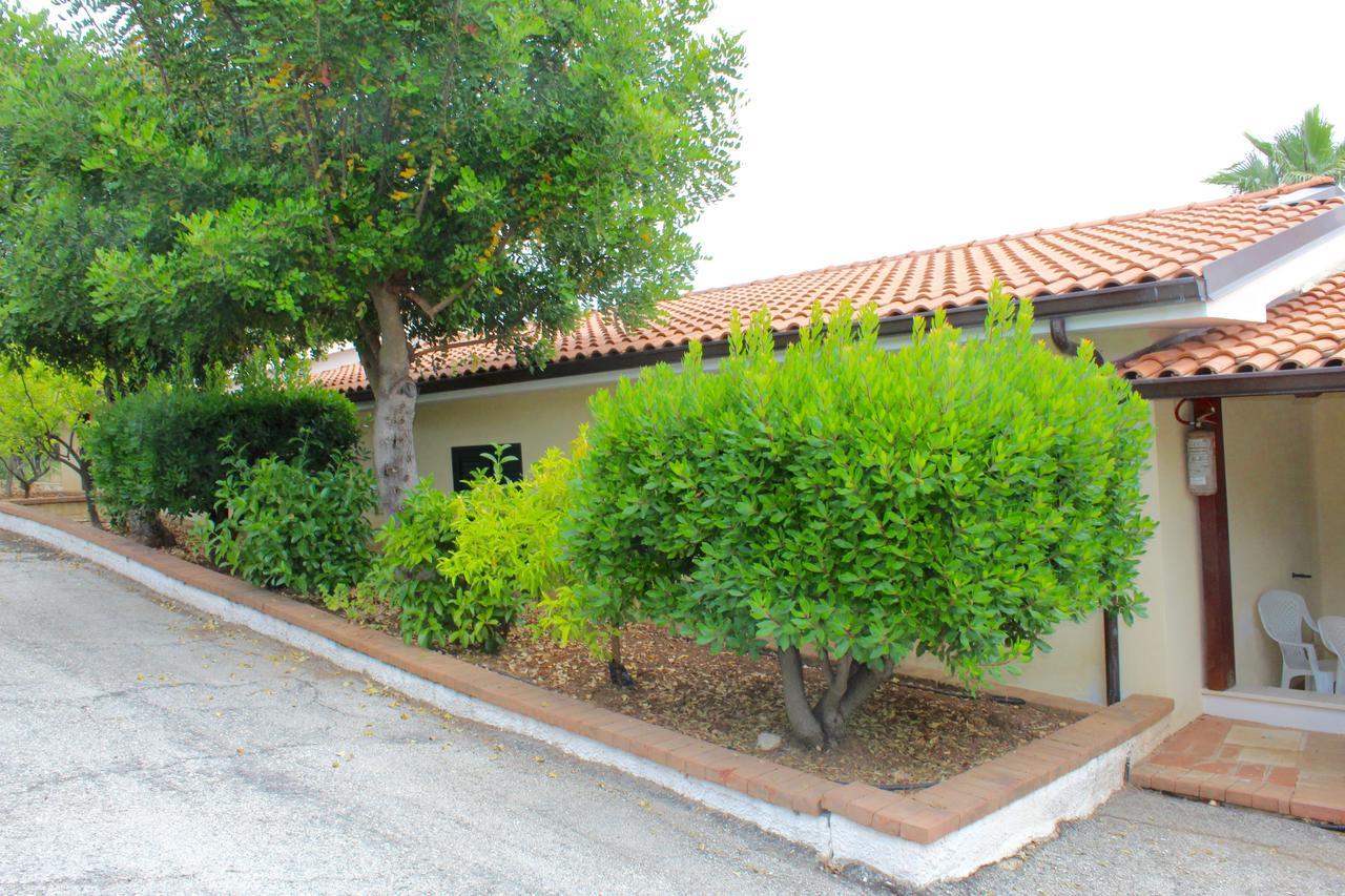 Villaggio Turistico Defensola Vieste Dış mekan fotoğraf